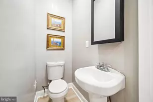 1626 Hollins St, Baltimore, MD 21223 - Photo 8