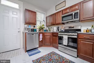 2811 Mayfield Ave, Baltimore, MD 21213 - Photo 4