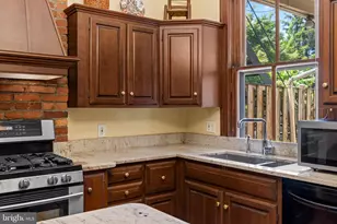 2812 St Paul St, Baltimore, MD 21218 - Photo 20