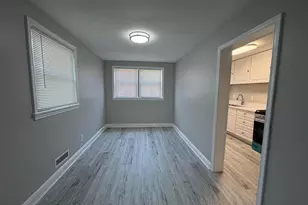 4331 Brehms Ln, Baltimore, MD 21206 - Photo 4