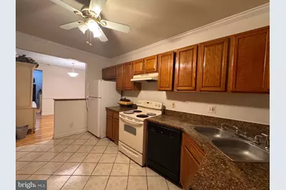 1009 W Fayette Street, Baltimore, MD 21223 - Photo 4