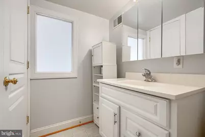110 E Randall Street E, Baltimore, MD 21230 - Photo 40