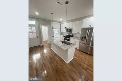 142 Ellwood Avenue S, Baltimore, MD 21224 - Photo 2