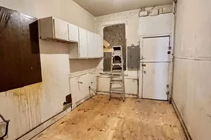 2423 Brentwood Ave, Baltimore, MD 21218 - Photo 8
