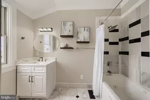 1023 N Calvert St, Baltimore, MD 21202 - Photo 42