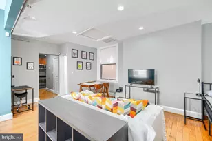 1018 N Charles St, Baltimore, MD 21201 - Photo 4