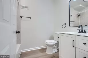 25 S Hilton St, Baltimore, MD 21229 - Photo 20