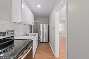 3427 Ravenwood Ave, Baltimore, MD 21213 - Photo 12