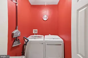 1422 N Eden St, Baltimore, MD 21213 - Photo 16