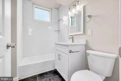 1129 Monroe Circle, Baltimore, MD 21225 - Photo 10