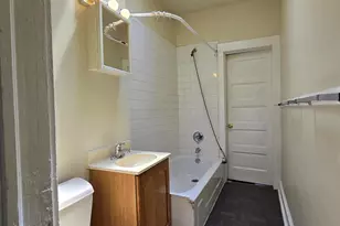 2562 Robb St, Baltimore, MD 21218 - Photo 18