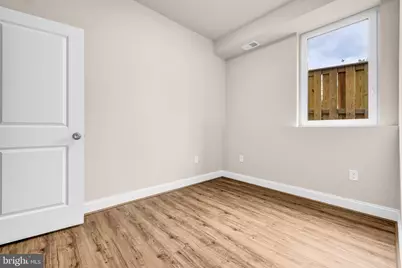 1129 Monroe Circle, Baltimore, MD 21225 - Photo 14