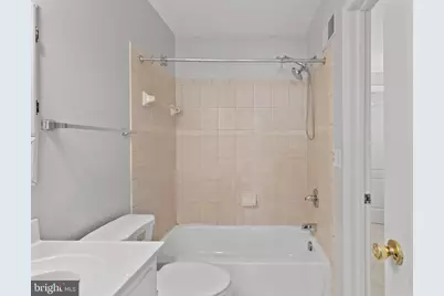 501 N Port Street, Baltimore, MD 21205 - Photo 24