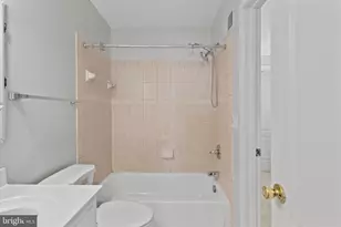 501 N Port St, Baltimore, MD 21205 - Photo 24