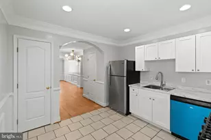 501 N Port St, Baltimore, MD 21205 - Photo 8