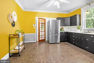 4310 Biddison Ln, Baltimore, MD 21206 - Photo 38