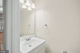 514 N Milton Ave, Baltimore, MD 21205 - Photo 8