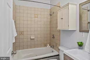 224 N Port St, Baltimore, MD 21224 - Photo 22