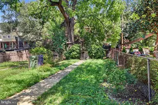2411 Madison Ave, Baltimore, MD 21217 - Photo 40