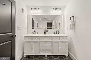 1220 N Eden St, Baltimore, MD 21213 - Photo 32
