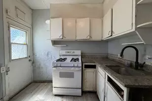1114 Myrtle Ave, Baltimore, MD 21201 - Photo 14