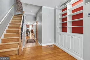 2048 Bank St, Baltimore, MD 21231 - Photo 8