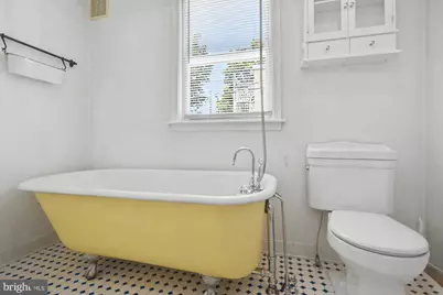 2048 Bank Street, Baltimore, MD 21231 - Photo 40
