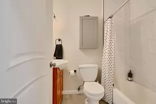 1719 Guilford Ave, Baltimore, MD 21202 - Photo 14