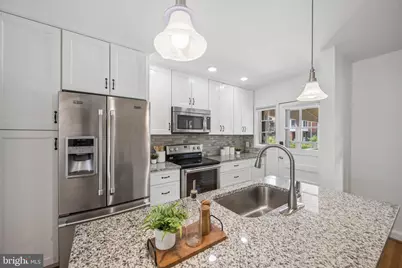 1432 Redfern Avenue, Baltimore, MD 21211 - Photo 22