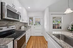 1432 Redfern Ave, Baltimore, MD 21211 - Photo 20