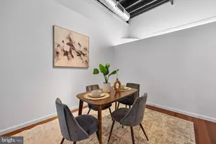 831 S Milton Ave S, Baltimore, MD 21224 - Photo 10