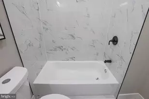 1728 Ruxton Ave, Baltimore, MD 21216 - Photo 28