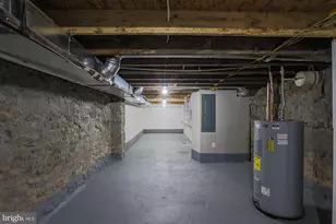 1728 Ruxton Ave, Baltimore, MD 21216 - Photo 36