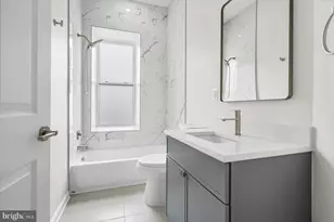 1723 E Lombard St, Baltimore, MD 21231 - Photo 24