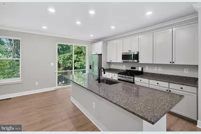 4211 Laplata Avenue, Baltimore, MD 21211 - Photo 10