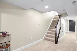 4728 Parkside Dr, Baltimore, MD 21206 - Photo 20