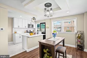 4728 Parkside Dr, Baltimore, MD 21206 - Photo 10