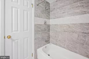 123 W Barre Street W, Baltimore, MD 21201 - Photo 14