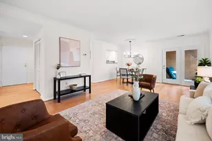 123 W Barre Street W, Baltimore, MD 21201 - Photo 2