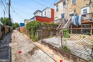 1209 Sargeant St, Baltimore, MD 21223 - Photo 8