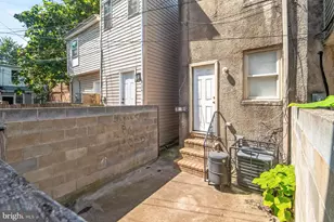 1125 S Carey Street S, Baltimore, MD 21223 - Photo 8