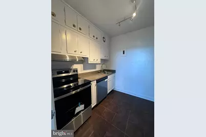 3601 Greenway #708, Baltimore, MD 21218 - Photo 6