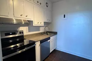 3601 Greenway, Baltimore, MD 21218 - Photo 6