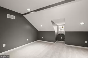 33 E Hamburg St, Baltimore, MD 21230 - Photo 34