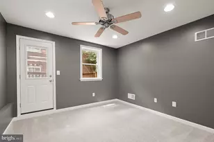 33 E Hamburg St, Baltimore, MD 21230 - Photo 30