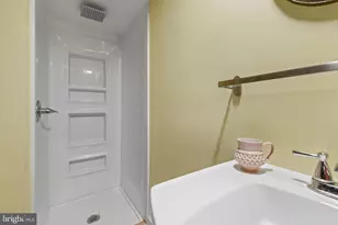 2014 Mt Royal Terrace, Baltimore, MD 21217 - Photo 58