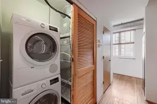 104 W Madison St, Baltimore, MD 21201 - Photo 30