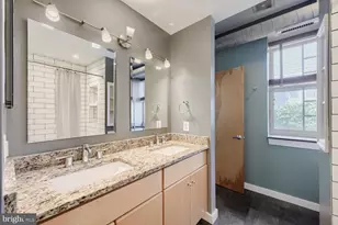 104 W Madison St, Baltimore, MD 21201 - Photo 28