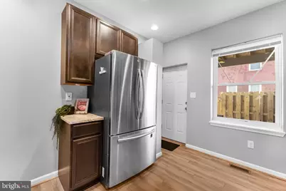 2806 E Fairmount Avenue, Baltimore, MD 21224 - Photo 6