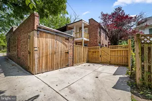 516 E 39th St, Baltimore, MD 21218 - Photo 50